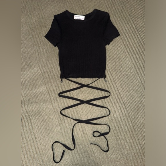 🌷Bershka crop top - XS🌷 - Picture 1 of 3